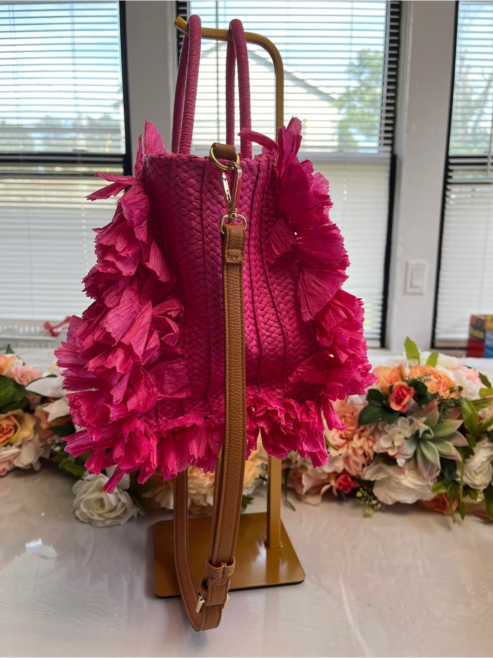 Shiraleah Chicago Pink Raffia Fringe Straw Tote Crossbody Bag - Picture 4 of 13